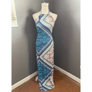 Halter tie Maxi Dress